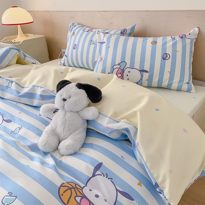 91家纺网 家纺一手货源 找家纺 玉元坊 2025年5月新品三丽鸥全棉床单纯棉床裙床笠三四件套简约基础款式-帕恰狗简约款式 条纹帕恰狗【简约款】