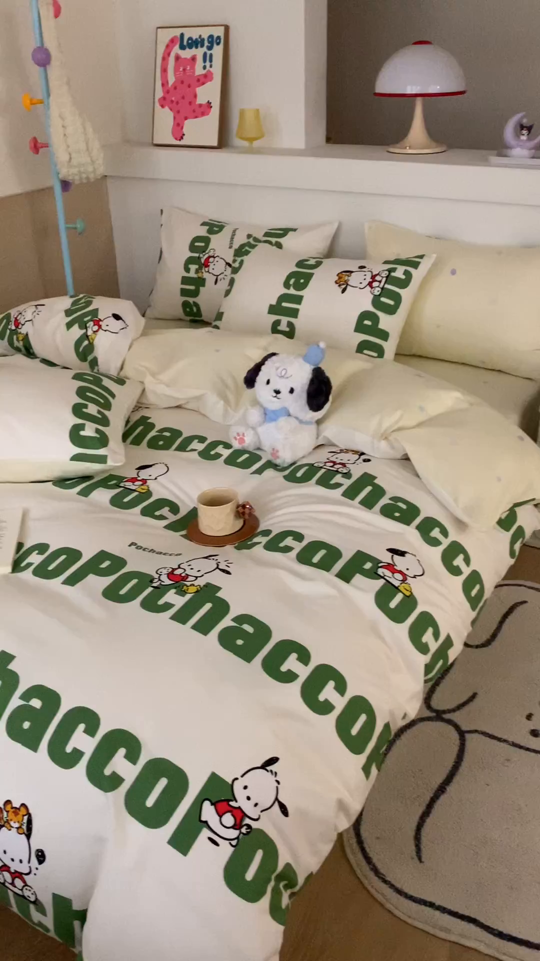 91家纺网 家纺一手货源 找家纺 玉元坊 2025年5月新品三丽鸥全棉床单纯棉床裙床笠三四件套简约基础款式-帕恰狗简约款式 字母帕恰狗【简约款】