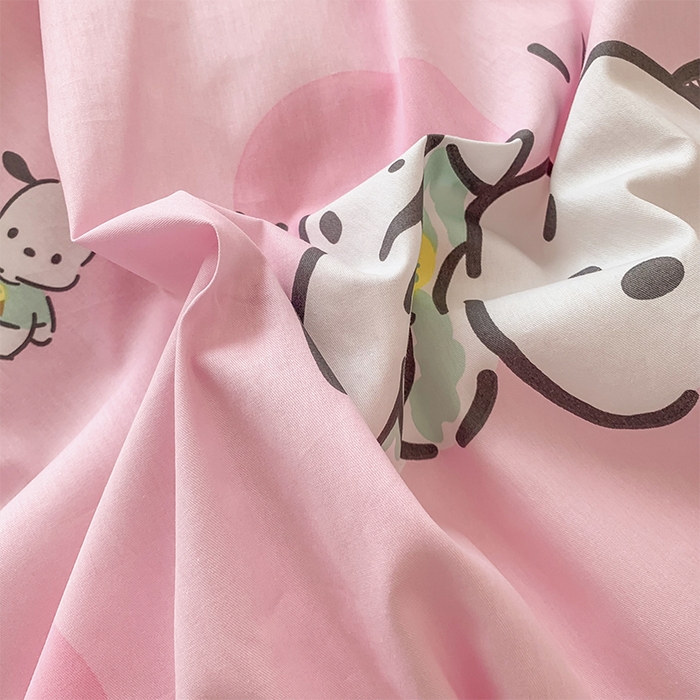 91家纺网 家纺一手货源 找家纺 玉元坊 2025年5月新品三丽鸥全棉床单纯棉床裙床笠三四件套简约基础款式-帕恰狗简约款式 开心帕恰狗【简约款】