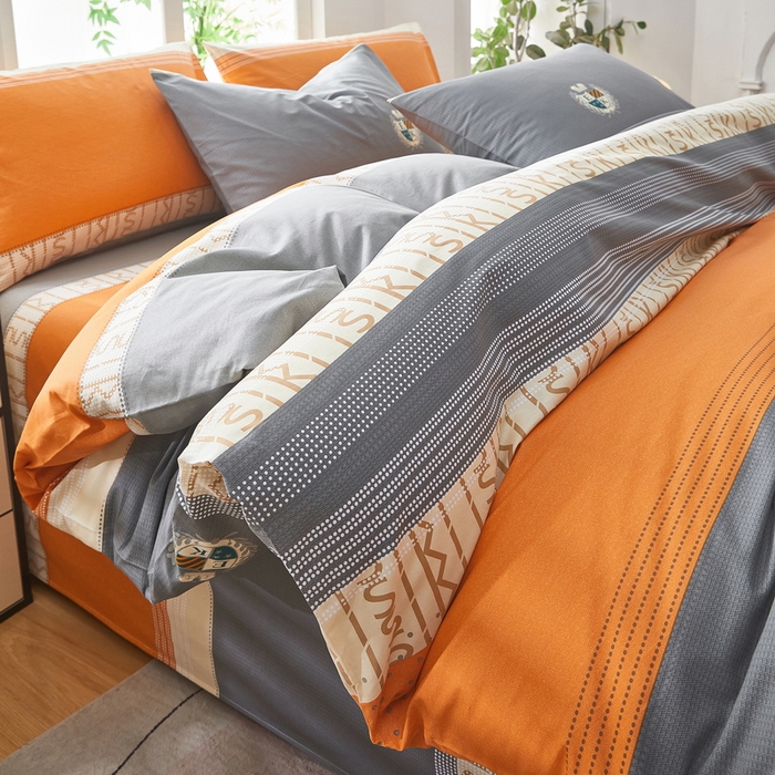 91家纺网 家纺一手货源 找家纺 雲归梦 2025年新款全棉纯棉活性印花四件套 都市英伦-桔