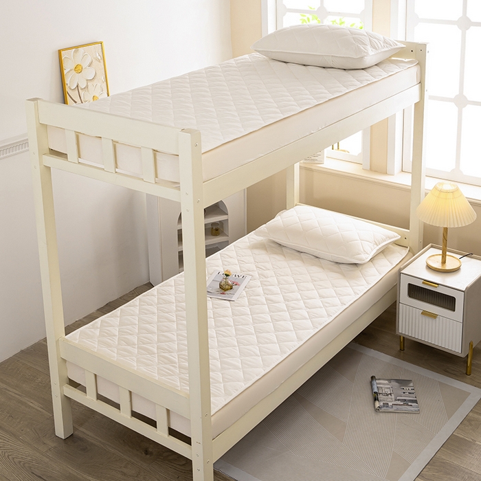 91家纺网 家纺一手货源 找家纺 安逸恋 2025新款A类水洗棉大豆抗菌学生床垫保护垫 米白