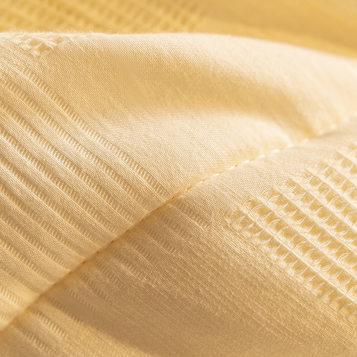 91家纺网 家纺一手货源 找家纺 阳光被业 25新款100%纯棉提花大豆春秋被高端全棉面料冬被学生夏被 米黄