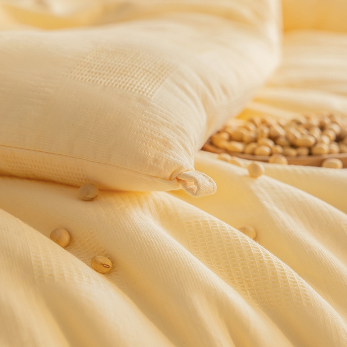 91家纺网 家纺一手货源 找家纺 阳光被业 25新款100%纯棉提花大豆春秋被高端全棉面料冬被学生夏被 米黄