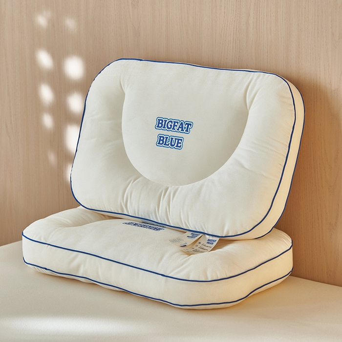 91家纺网 家纺一手货源 找家纺 （总）北鸣有鱼枕芯馆 2025新款荷兰绒蓝胖子护颈枕枕头枕芯