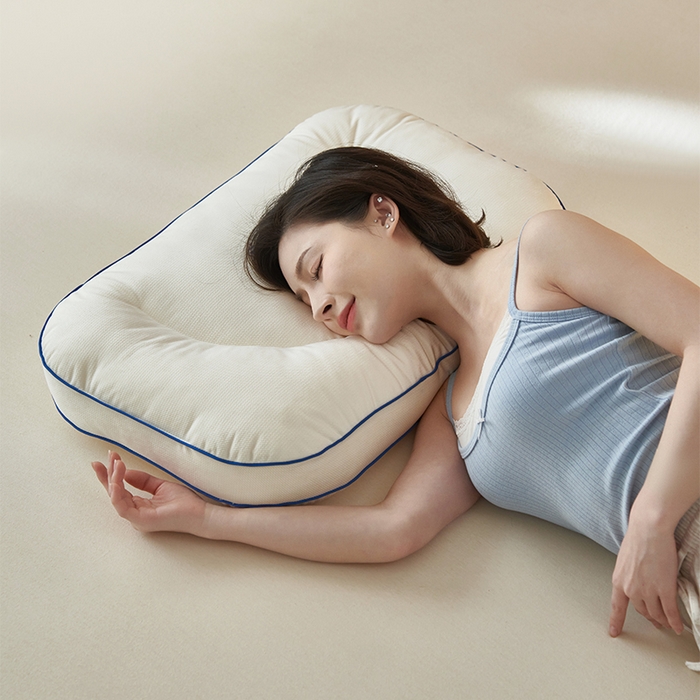 91家纺网 家纺一手货源 找家纺 （总）北鸣有鱼枕芯馆 2025新款荷兰绒蓝胖子护颈枕枕头枕芯