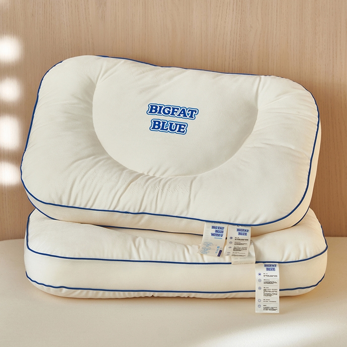 91家纺网 家纺一手货源 找家纺 （总）北鸣有鱼枕芯馆 2025新款荷兰绒蓝胖子护颈枕枕头枕芯