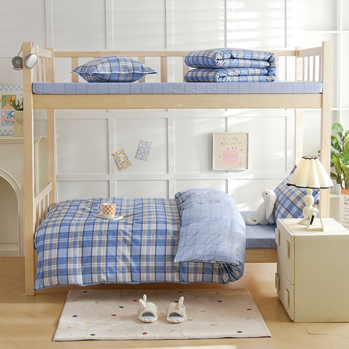 91家纺网 家纺一手货源 找家纺 鑫宇2025新款13372全棉学生宿舍上下铺三件套床单款床笠款可定制 梦的启航-蓝