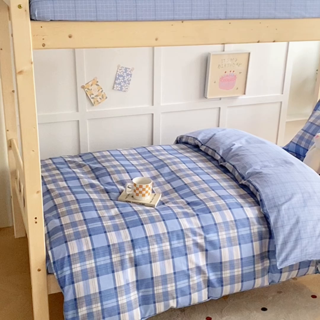 91家纺网 家纺一手货源 找家纺 鑫宇2025新款13372全棉学生宿舍上下铺三件套床单款床笠款可定制 梦的启航-蓝