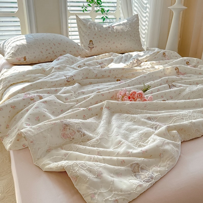 91家纺网 家纺一手货源 找家纺 眠博士 2025新款双层纱印花雪纺夏被  雪纺夏被-麻花少女