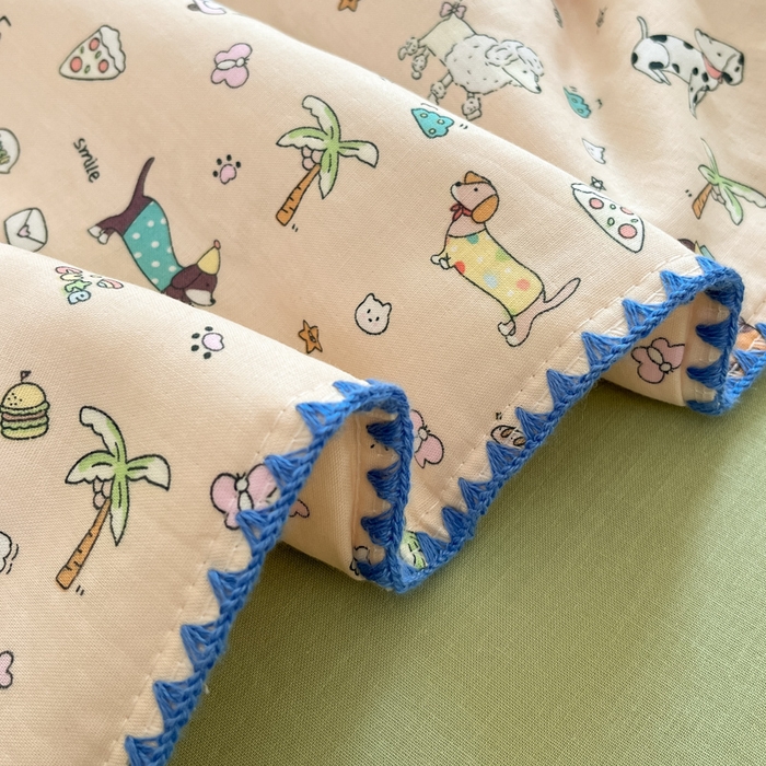 91家纺网 家纺一手货源 找家纺 沐辰 2025新款全棉双层纱贝壳边A类夏被 度假狗狗