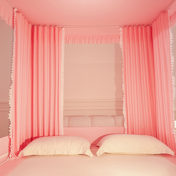 91家纺网 家纺一手货源 找家纺 浪幔纱蚊帐 2025新款A类遮光防摔蚊帐坐床拉链全底回底纯色加厚支架 樱花粉【全底带帘款】