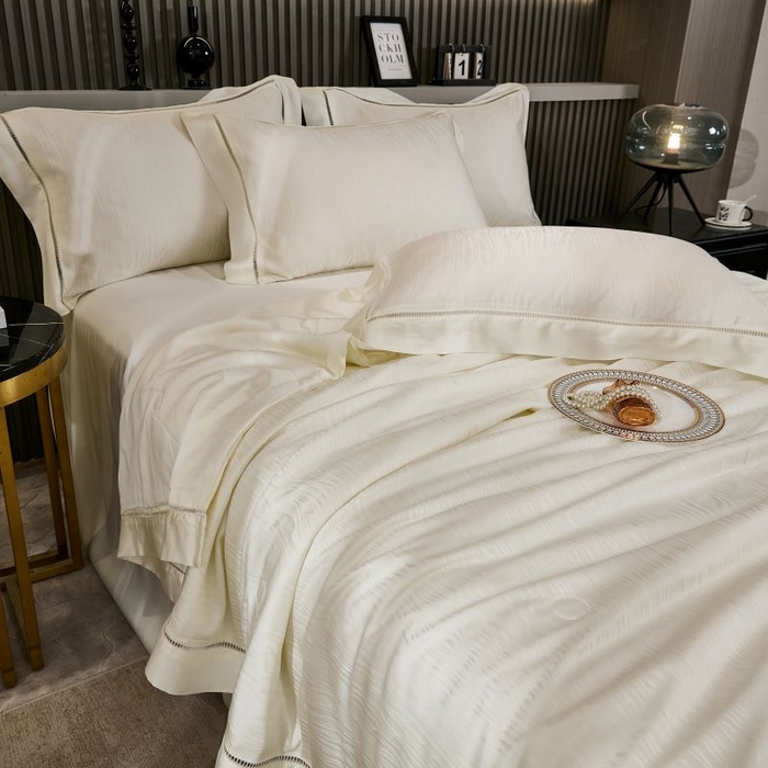 91家纺网 家纺一手货源 找家纺 眠博士2025新款提花夏被四件套多件套 流光白