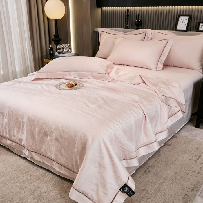 91家纺网 家纺一手货源 找家纺 眠博士2025新款提花夏被四件套多件套 香盈粉