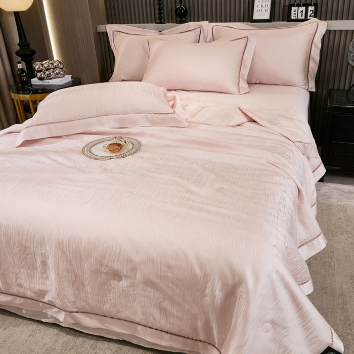 91家纺网 家纺一手货源 找家纺 眠博士2025新款提花夏被四件套多件套 香盈粉