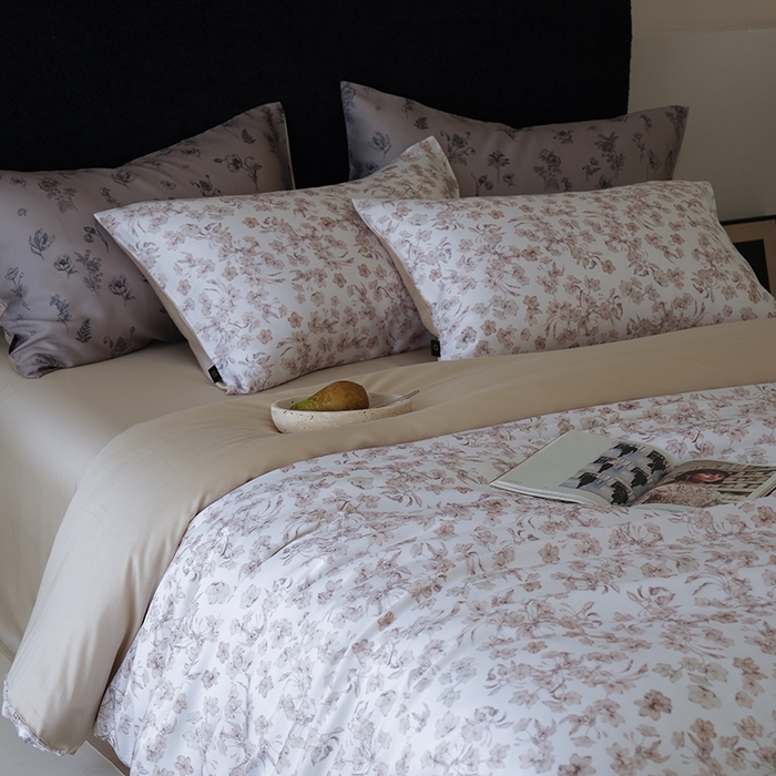 91家纺网 家纺一手货源 找家纺 （总）咏绒家纺工厂店 2025新款A类奥地利进口天丝轻奢花卉款四件套系列