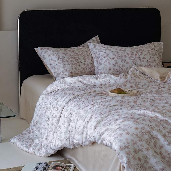 91家纺网 家纺一手货源 找家纺 （总）咏绒家纺工厂店 2025新款A类奥地利进口天丝轻奢花卉款四件套系列