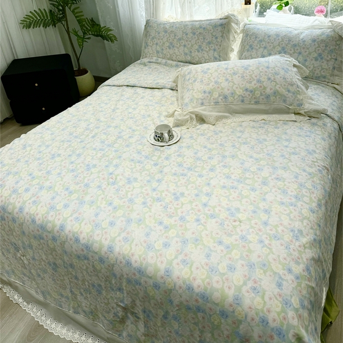 91家纺网 家纺一手货源 找家纺 眠博士2025新款双层纱印花花边夏被花卉系列  夏被-薄雾玫瑰