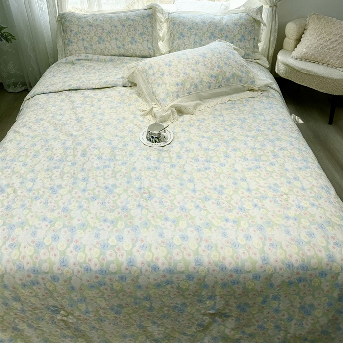 91家纺网 家纺一手货源 找家纺 眠博士2025新款双层纱印花花边夏被花卉系列  夏被-薄雾玫瑰