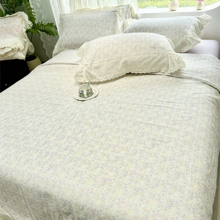 91家纺网 家纺一手货源 找家纺 眠博士2025新款双层纱印花花边夏被花卉系列  夏被-茱丽叶
