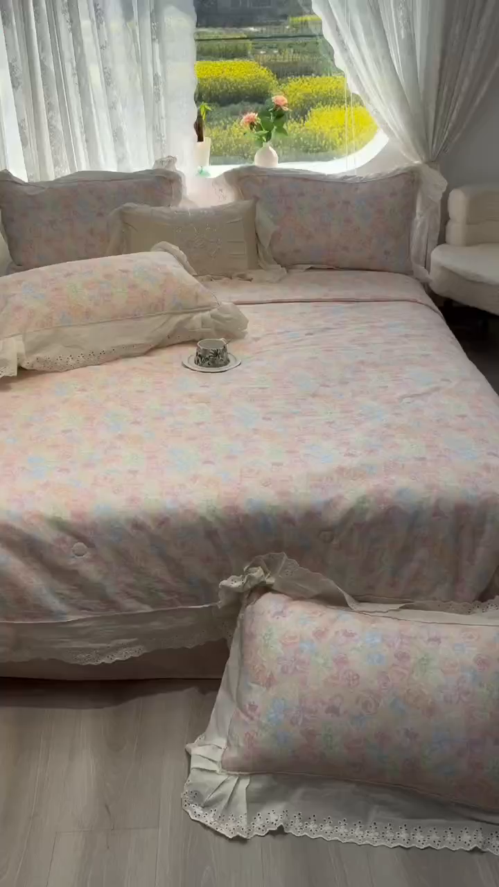 91家纺网 家纺一手货源 找家纺 眠博士2025新款双层纱印花花边夏被花卉系列  夏被-梨落