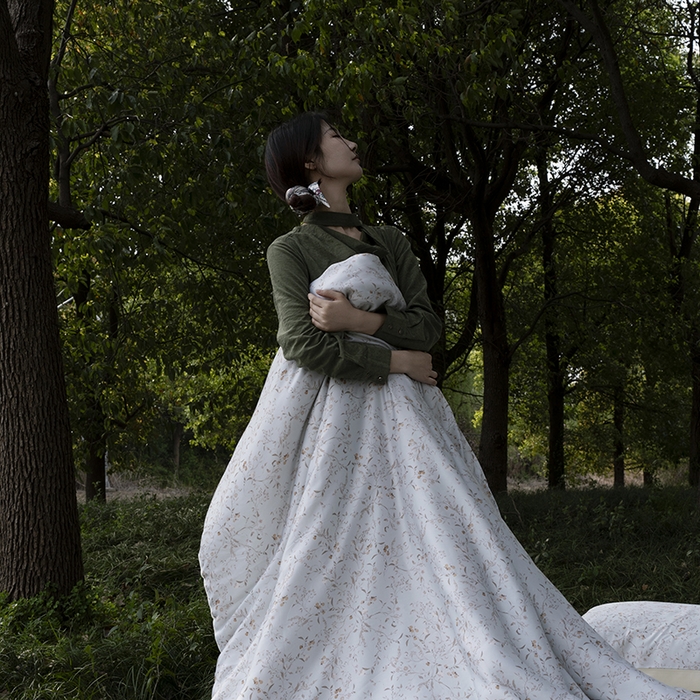 91家纺网 家纺一手货源 找家纺 咏绒家纺工厂店 2025新款A类奥地利进口天丝轻奢花卉款四件套系列 慕沙绿-风格一