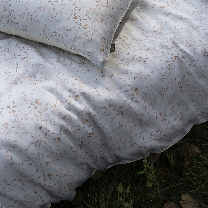 91家纺网 家纺一手货源 找家纺 咏绒家纺工厂店 2025新款A类奥地利进口天丝轻奢花卉款四件套系列 慕沙绿-风格一