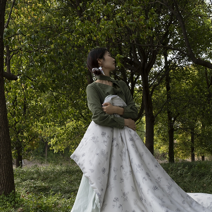 91家纺网 家纺一手货源 找家纺 咏绒家纺工厂店 2025新款A类奥地利进口天丝轻奢花卉款四件套系列 知晓绿-风格一