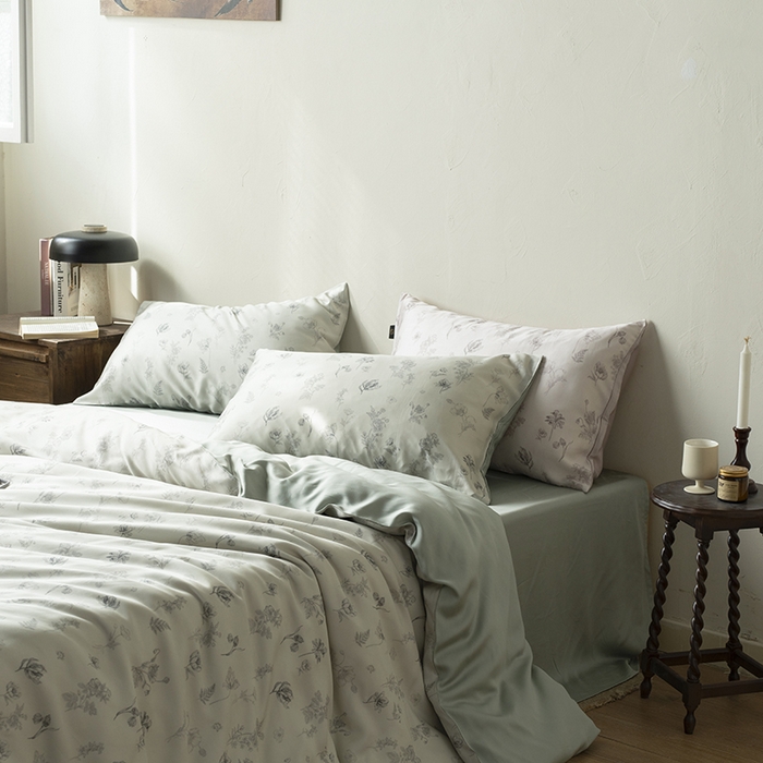 91家纺网 家纺一手货源 找家纺 咏绒家纺工厂店 2025新款A类奥地利进口天丝轻奢花卉款四件套系列 知晓绿-风格一