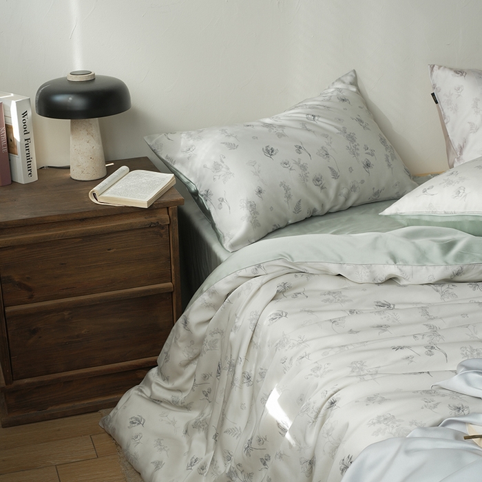 91家纺网 家纺一手货源 找家纺 咏绒家纺工厂店 2025新款A类奥地利进口天丝轻奢花卉款四件套系列 知晓绿-风格一