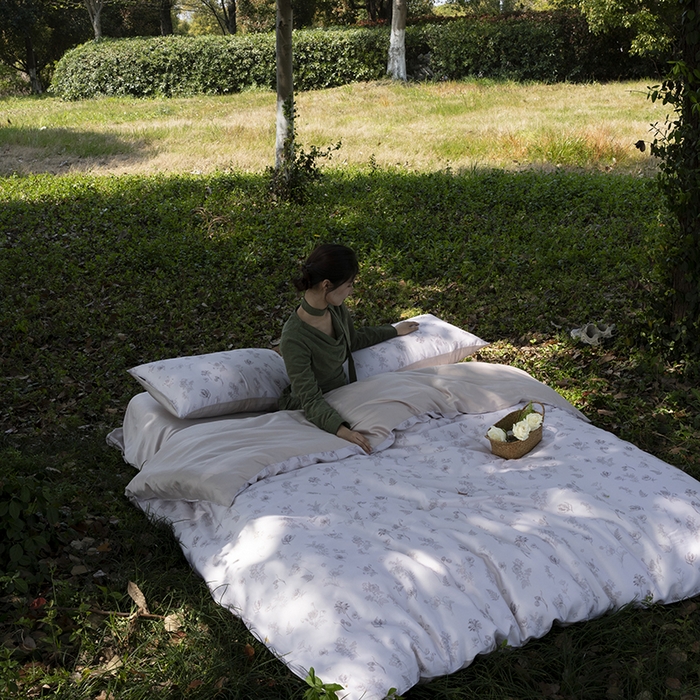 咏绒家纺工厂店 2025新款A类奥地利进口天丝轻奢花卉款四件套系列 知晓玉-风格一