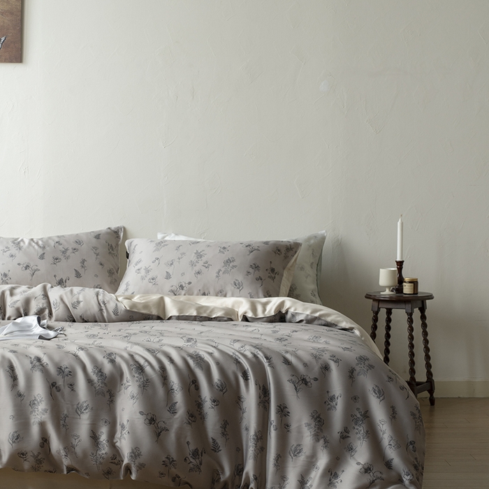 91家纺网 家纺一手货源 找家纺 咏绒家纺工厂店 2025新款A类奥地利进口天丝轻奢花卉款四件套系列 知晓棕-风格一