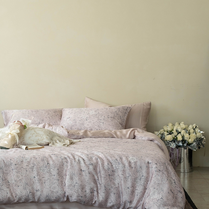 91家纺网 家纺一手货源 找家纺 咏绒家纺工厂店 2025新款A类奥地利进口天丝轻奢花卉款四件套系列 安夏粉-风格二