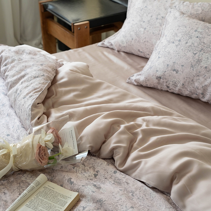 91家纺网 家纺一手货源 找家纺 咏绒家纺工厂店 2025新款A类奥地利进口天丝轻奢花卉款四件套系列 安夏粉-风格二