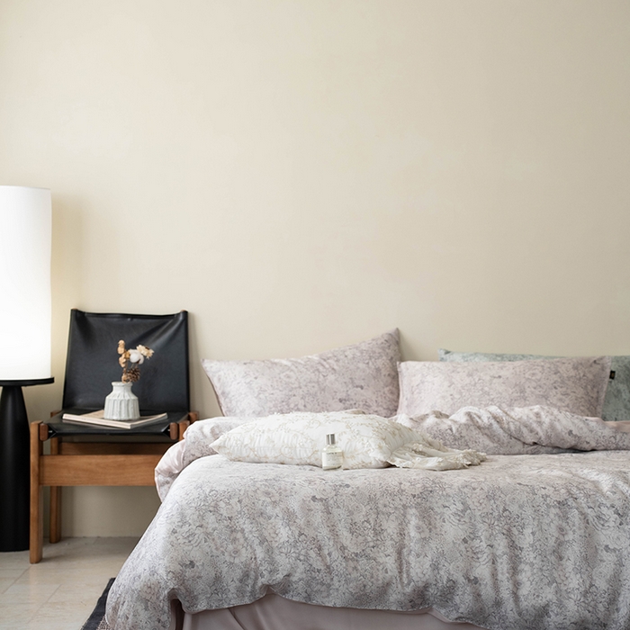 91家纺网 家纺一手货源 找家纺 咏绒家纺工厂店 2025新款A类奥地利进口天丝轻奢花卉款四件套系列 安夏灰-风格二