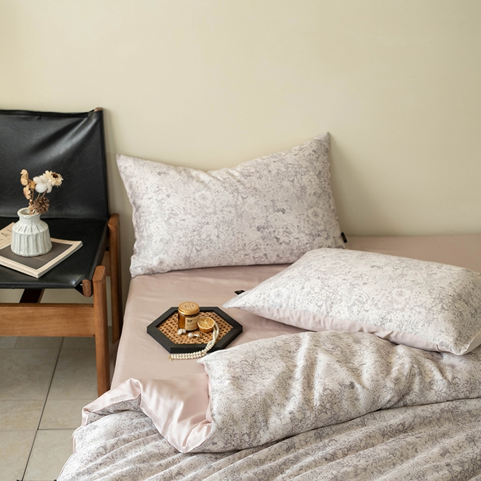 91家纺网 家纺一手货源 找家纺 咏绒家纺工厂店 2025新款A类奥地利进口天丝轻奢花卉款四件套系列 安夏灰-风格二