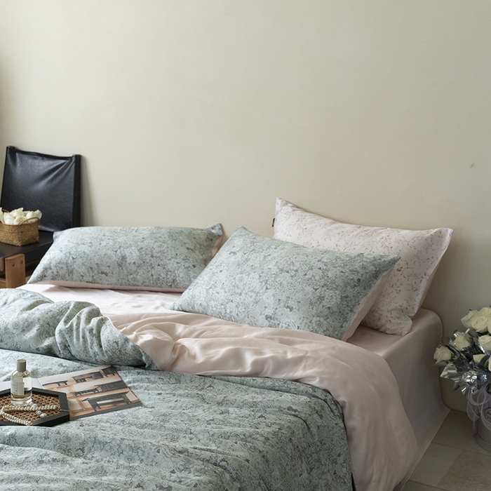 91家纺网 家纺一手货源 找家纺 咏绒家纺工厂店 2025新款A类奥地利进口天丝轻奢花卉款四件套系列 安夏绿-风格二