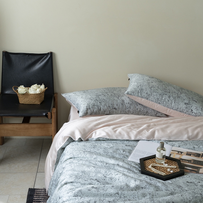 91家纺网 家纺一手货源 找家纺 咏绒家纺工厂店 2025新款A类奥地利进口天丝轻奢花卉款四件套系列 安夏绿-风格二