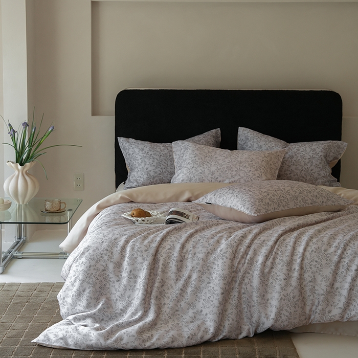 91家纺网 家纺一手货源 找家纺 咏绒家纺工厂店 2025新款A类奥地利进口天丝轻奢花卉款四件套系列 花未央白-风格二