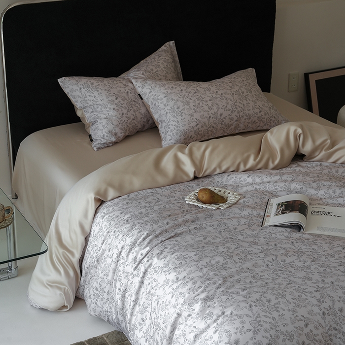 91家纺网 家纺一手货源 找家纺 咏绒家纺工厂店 2025新款A类奥地利进口天丝轻奢花卉款四件套系列 花未央白-风格二