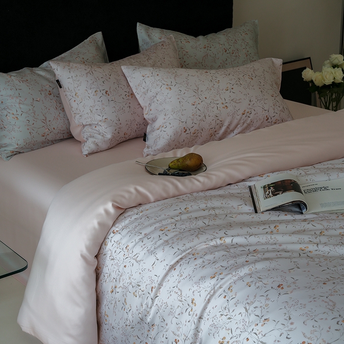 91家纺网 家纺一手货源 找家纺 咏绒家纺工厂店 2025新款A类奥地利进口天丝轻奢花卉款四件套系列 慕莎白-风格二