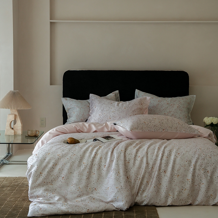 91家纺网 家纺一手货源 找家纺 咏绒家纺工厂店 2025新款A类奥地利进口天丝轻奢花卉款四件套系列 慕莎白-风格二