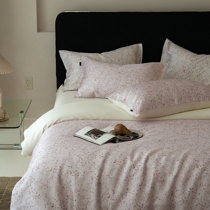 91家纺网 家纺一手货源 找家纺 咏绒家纺工厂店 2025新款A类奥地利进口天丝轻奢花卉款四件套系列 慕莎粉-风格二