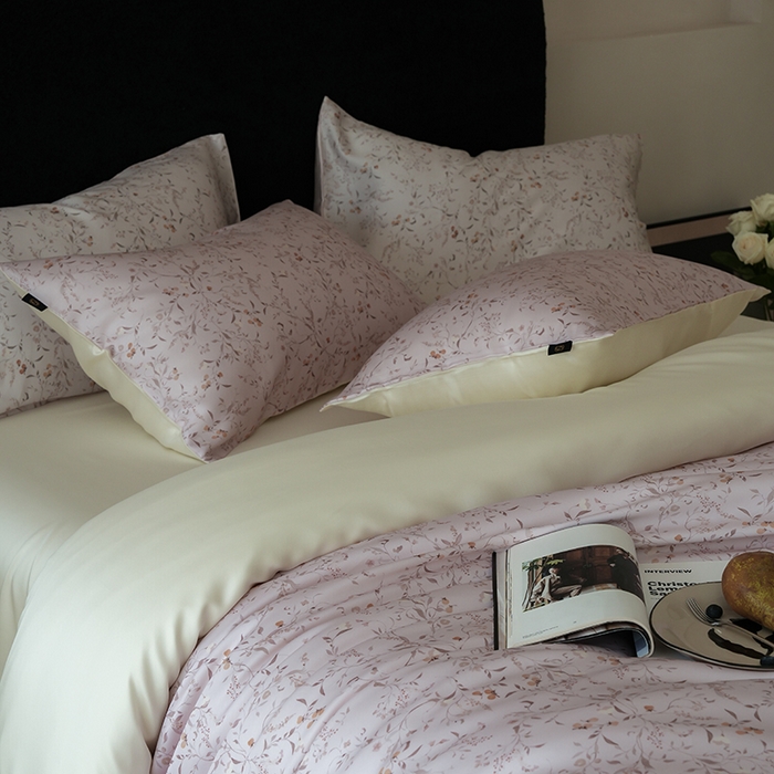 91家纺网 家纺一手货源 找家纺 咏绒家纺工厂店 2025新款A类奥地利进口天丝轻奢花卉款四件套系列 慕莎粉-风格二