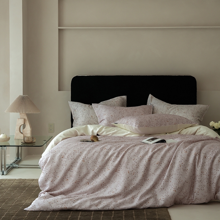 91家纺网 家纺一手货源 找家纺 咏绒家纺工厂店 2025新款A类奥地利进口天丝轻奢花卉款四件套系列 慕莎粉-风格二