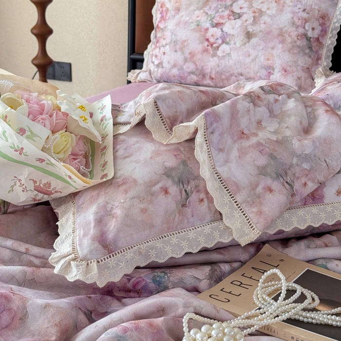 91家纺网 家纺一手货源 找家纺 眠博士2025新款双层纱印花法式花边夏被  夏被-花曲里（粉）