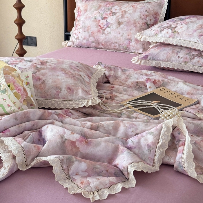 91家纺网 家纺一手货源 找家纺 眠博士2025新款双层纱印花法式花边夏被  夏被-花曲里（粉）