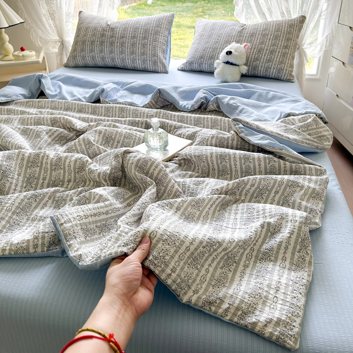 91家纺网 家纺一手货源 找家纺 （总）王朝国际 2025新款直播热款有氧双层纱碎花夏被四件套