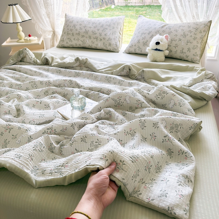 91家纺网 家纺一手货源 找家纺 （总）王朝国际 2025新款直播热款有氧双层纱碎花夏被四件套