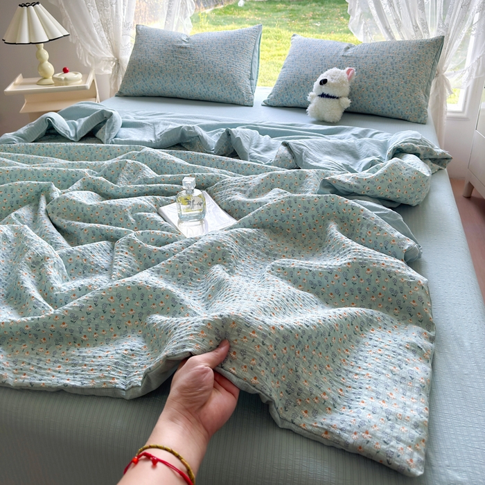 91家纺网 家纺一手货源 找家纺 （总）王朝国际 2025新款直播热款有氧双层纱碎花夏被四件套