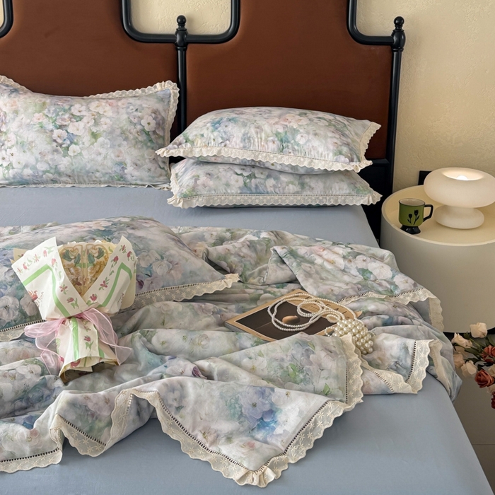 91家纺网 家纺一手货源 找家纺 眠博士2025新款双层纱印花法式花边夏被  夏被-花曲里（蓝）